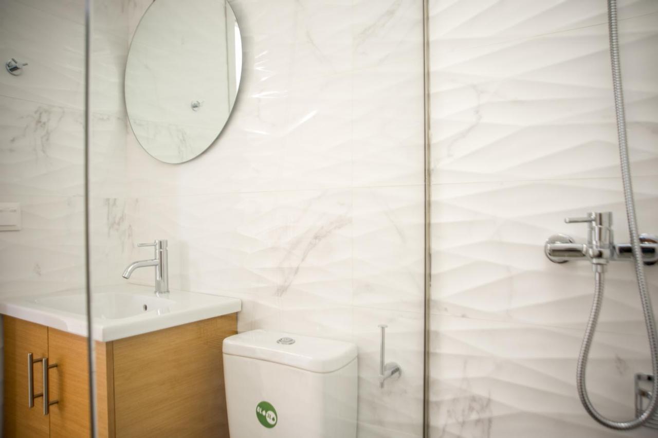 Kanari Elegant And Cozy Studios Каламата Экстерьер фото